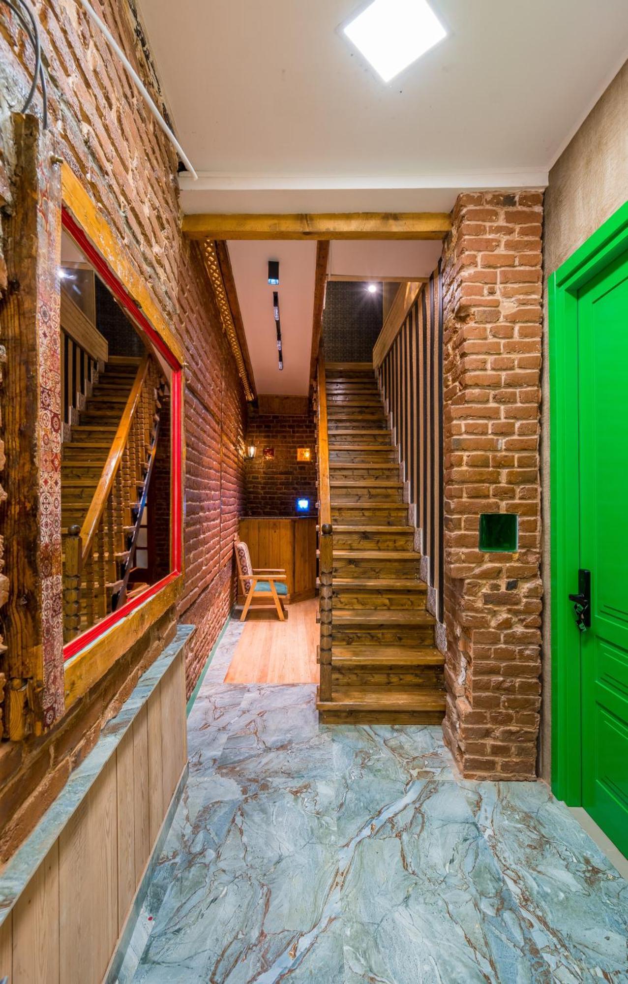 Apart View Hotel & Spa Tbilisi Buitenkant foto